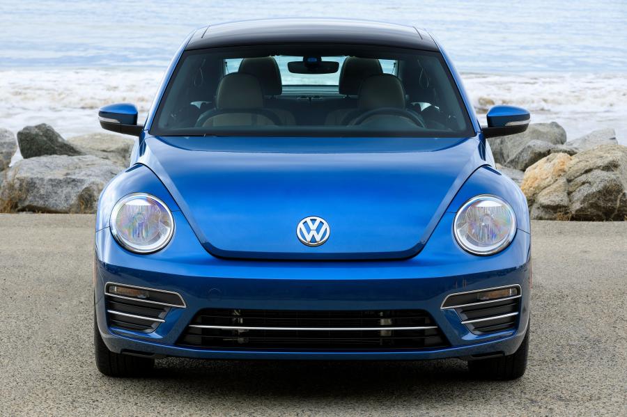  Volkswagen Beetle Turbo 2016 года  (NA) (фото 5 из 12)